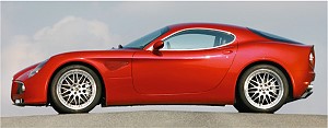 Alfa Romeo 8C Competizione 