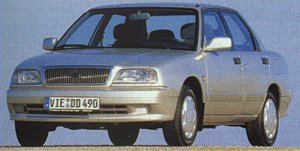 Daihatsu Applause (1998-2000) <br />4-tr. Stufenheck-Limousine