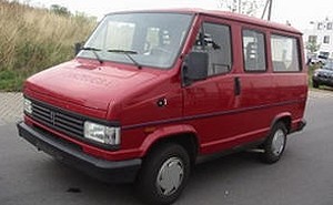 Peugeot J 5 