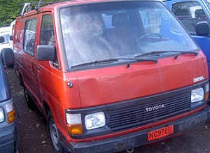 Toyota Hiace (1982-1990) <br />1.Facelift<br />3-tr. Kleinbus/Kastenwagen