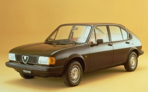 Alfa Romeo Alfasud (1972-1984) <br />2.Facelift<br />4-tr. Fließheck-Limousine