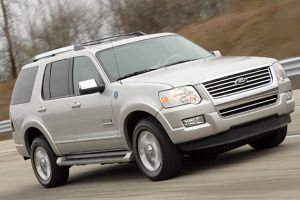 Ford Explorer (?-2010) <br />1.Facelift<br />5-tr. Geländewagen