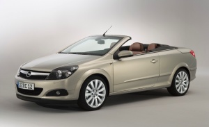 Opel Astra (2004-2010) <br />2-tr. Cabrio<br />»TwinTop«
