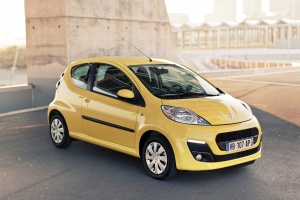 Peugeot 107 (2005-2014) <br />2.Facelift<br />3-tr. Fließheck-Limousine