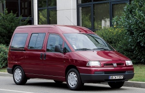 Peugeot Expert (1996-2007) <br />1.Facelift<br />5-tr. Kleinbus/Kastenwagen