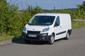 Peugeot Expert (2007-?) <br />1.Facelift<br />5-tr. Kleinbus/Kastenwagen<br />»Kastenwagen kurz«