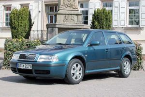 Skoda Octavia (1997-2010) <br />1.Facelift<br />5-tr. Kombi-Limousine<br />»Combi«