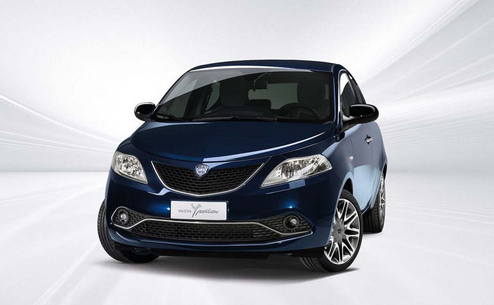 Neues Gesicht des Lancia Ypsilon im Modelljahr 2016