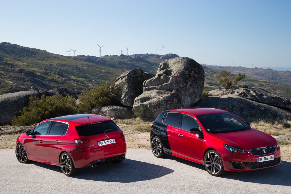 Optional mit schwarzem Heck: Peugeot 308 GTi