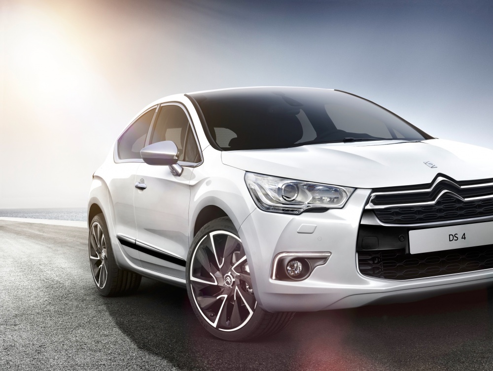 Zum Vergleich: Hier der Citroen DS 4, produziert bis Sommer 2015