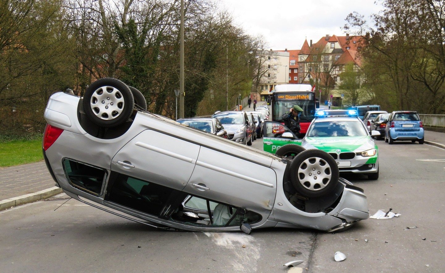 So funktioniert ein KFZ-Gutachten – Rechte, Pflichten & Abläufe