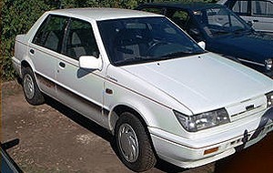 Isuzu Gemini (1988-1990) <br />4-tr. Stufenheck-Limousine