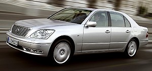 Lexus LS (2000-2006) <br />1.Facelift<br />4-tr. Stufenheck-Limousine