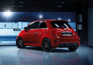 Abarth 500 / 595 / 695 (2008-?) <br />1.Facelift<br />3-tr. Fließheck-Limousine