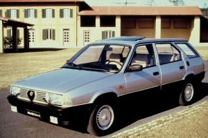 Alfa Romeo 33 (1983-1996) <br />5-tr. Kombi-Limousine<br />»Giardinetta«