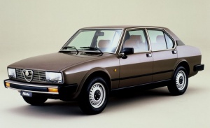 Alfa Romeo Alfetta (1972-1984) <br />3.Facelift<br />4-tr. Stufenheck-Limousine