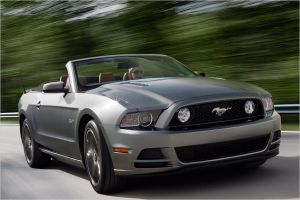 Ford Mustang (2004-2014) <br />1.Facelift<br />2-tr. Cabrio<br />»Cabrio«