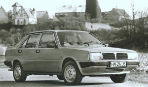 Lancia Prisma (1983-1989) <br />4-tr. Stufenheck-Limousine