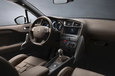 DS 4 Innenraum mit Premium-Anmutung