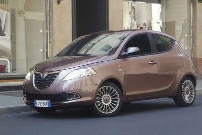 Ein echtes Frauenauto: Die ELLE-Version des Ypsilon